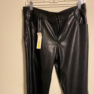 Balleay Art leather pants in Excellent condition